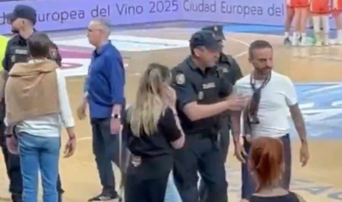 Γυναίκες