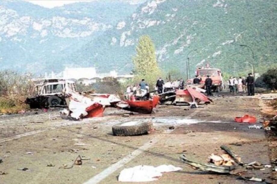 30 Απριλίου 1999