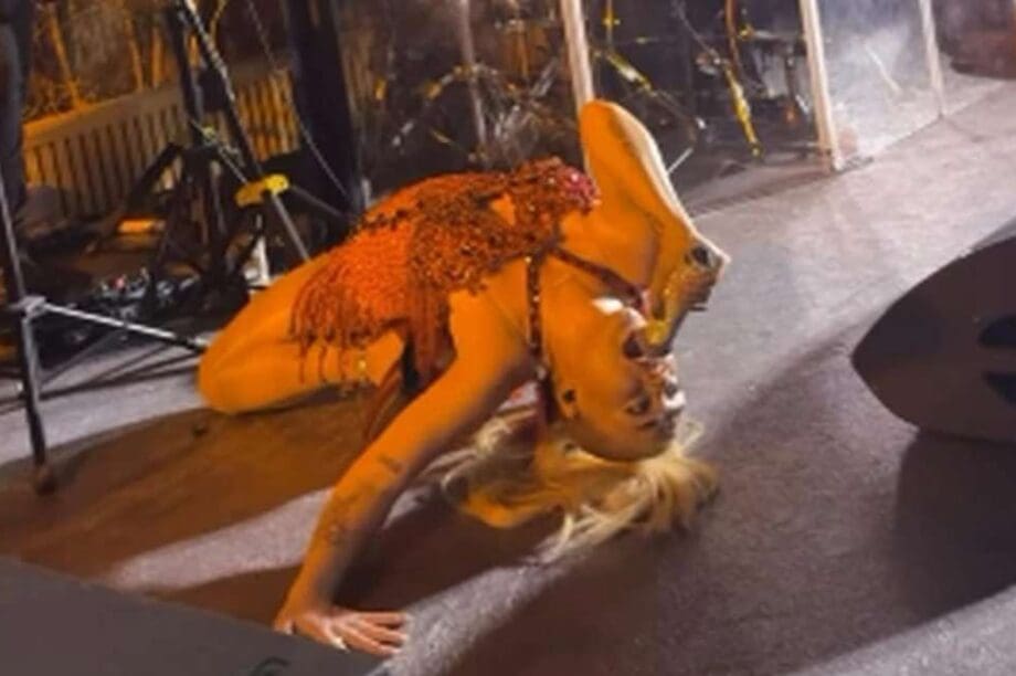 Κόνι Μεταξά Ντουμπάι