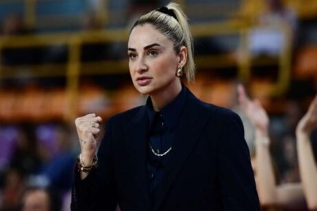 Τροχαίο για την προπονήτρια, Σελέν Ερντέμ