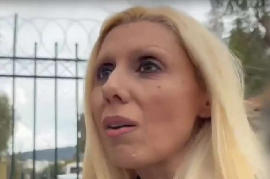 θαυμάστρια του Γιάννη Πλούταρχου