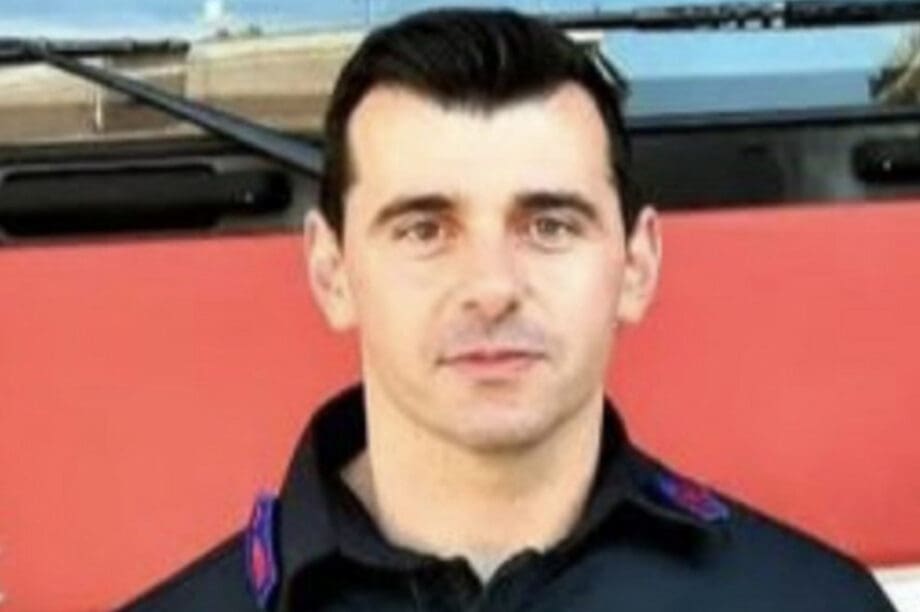 Πυροσβέστης νεκρός τροχαίο