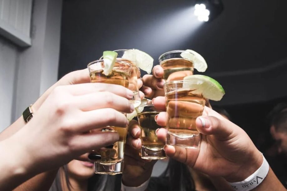 Ταξίδια ΑΛΚΟΟΛ