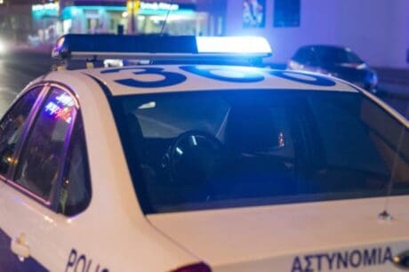 αστυνομία περιπολικό φάρος νύχτα
