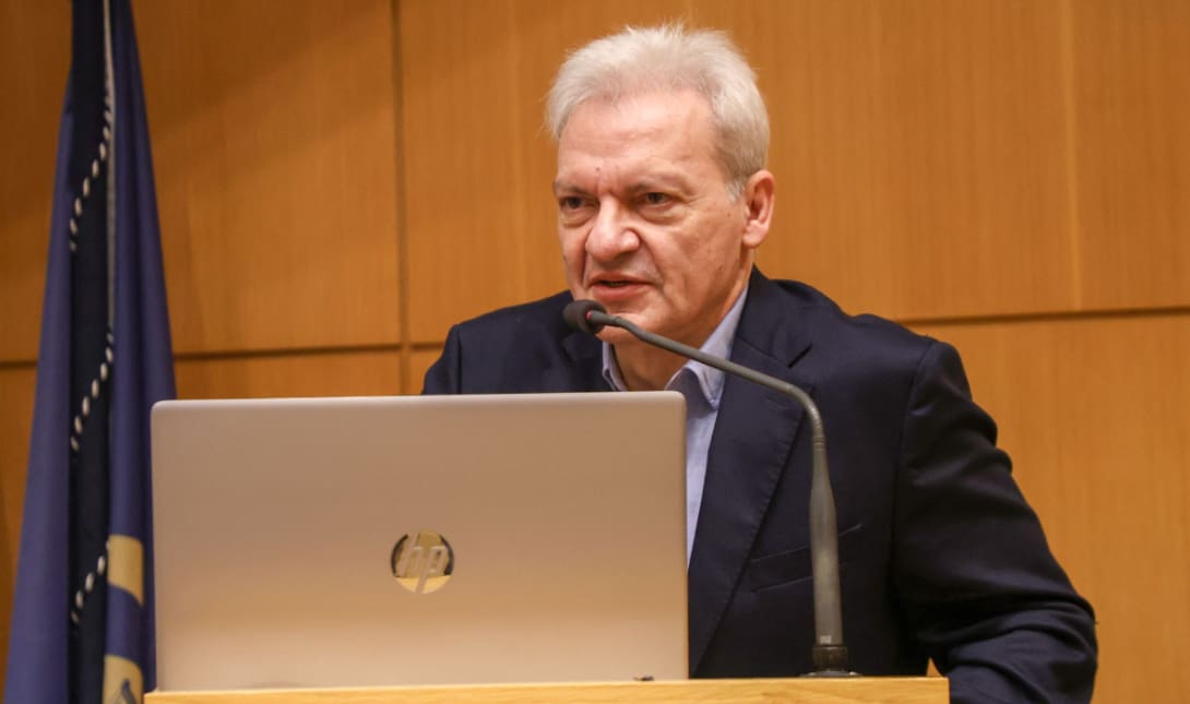 Αλέξης Καλοκαιρινός Η εβδομαδιαία ανασκόπηση του Αλέξη Καλοκαιρινού