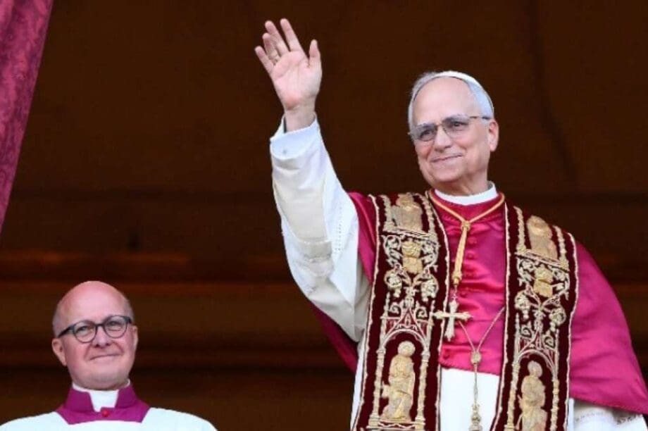 Καταγγελία «βόμβα» για τον πάπα Λέοντα