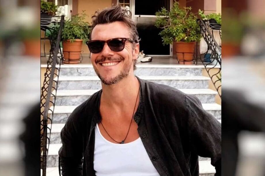 Ιωάννης Παπαζήσης