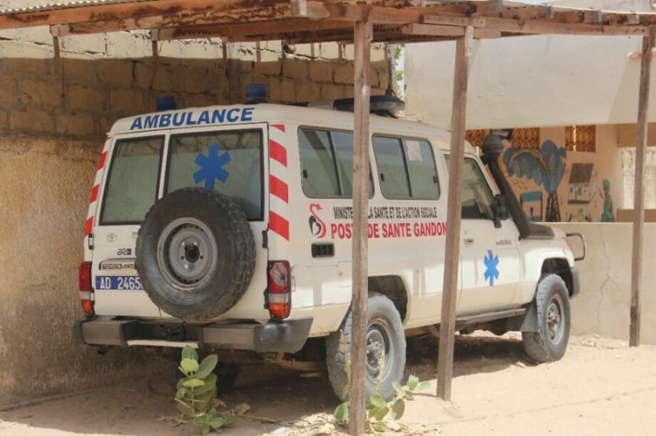 Σενεγάλη ασθενοφόρο