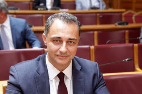 Σενετάκης