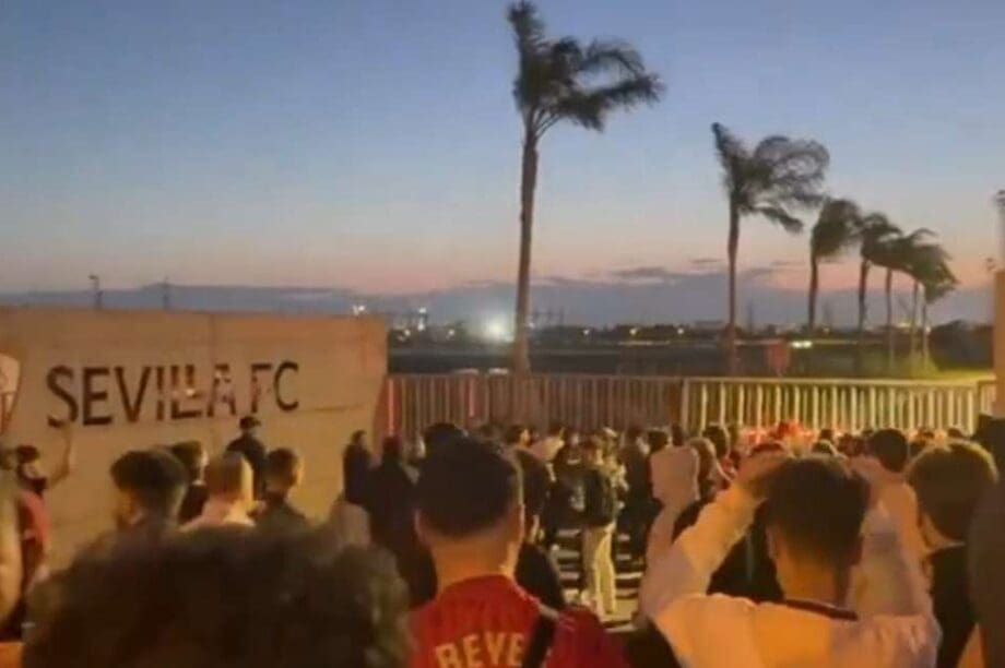 Σεβίλη οπαδοί