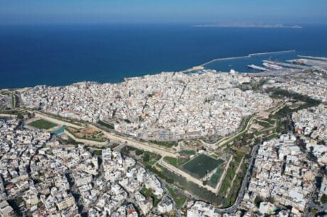 Τείχη
