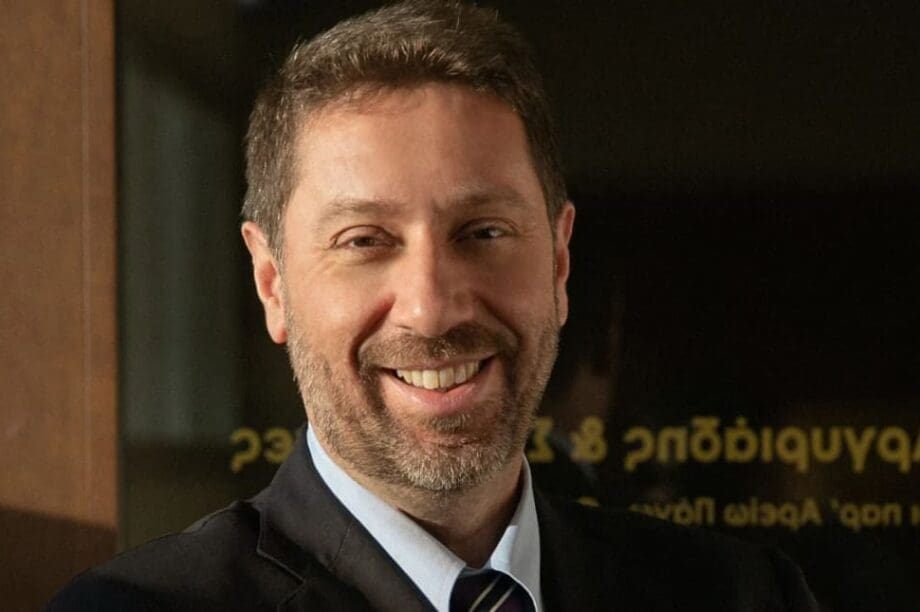 Αργύρης Αργυριάδης Οικονομικό θαύμα ή παρόλα;