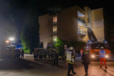 Πυρκαγιά σε νοσοκομείο με τρεις νεκρούς και δεκάδες τραυματίες (φωτογραφίες)
