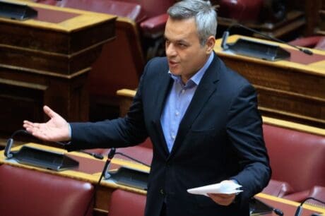 Χάρης Μαμουλάκης