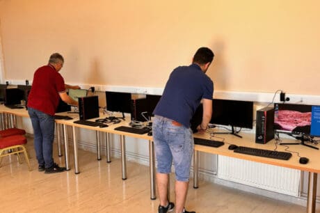 Νέοι υπολογιστές στην αίθουσα πληροφορικής του Δημοτικού Σχολείου Τυλίσου (φωτογραφίες)