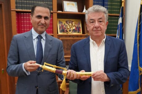 O Περιφερειάρχης Κρήτης συναντήθηκε με τον Πρέσβη του Κατάρ