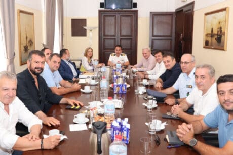 Ο Δήμαρχος Ηρακλείου παρευρέθηκε στη σύσκεψη για την διαχείριση των αυξημένων μεταναστευτικών ροών (Βίντεο)