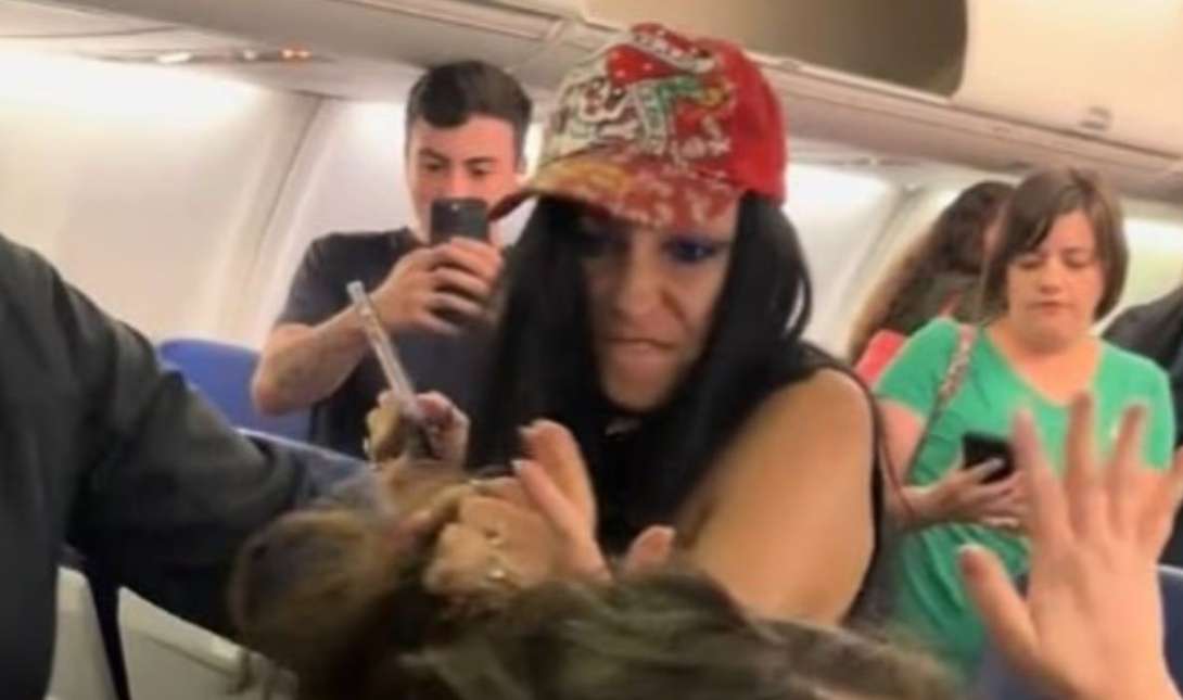 επίθεση πτήση