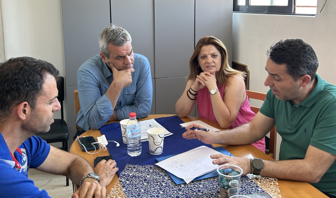 Χάρης Μαμουλάκης: Συναντήθηκε με τον σύλλογο εργαζομένων ΔΟΥ Ανατολικής Κρήτης