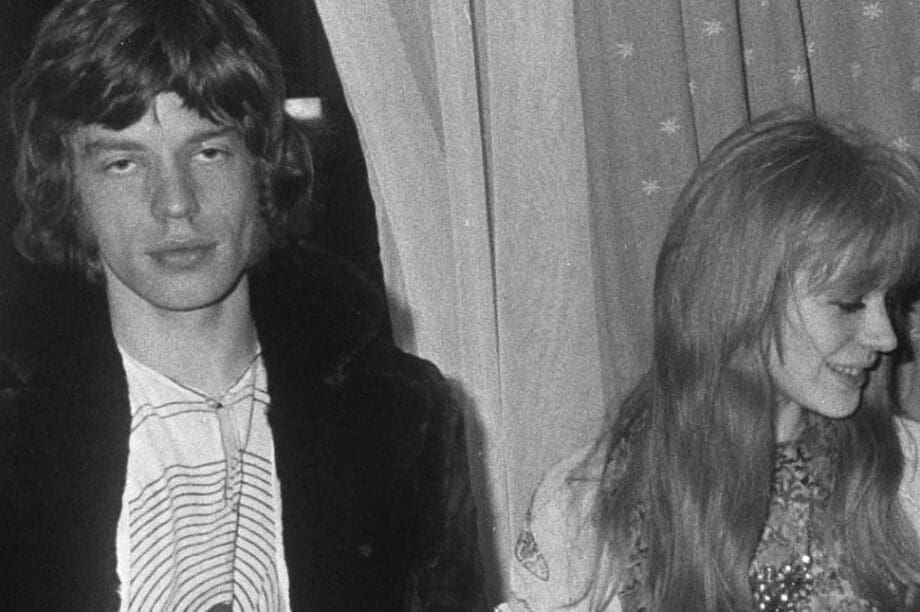 Marianne Faithfull τραγουδίστρια