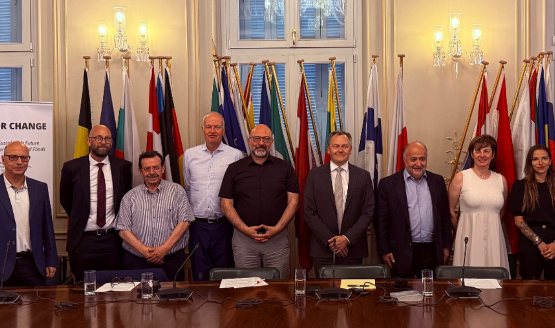 Σάκης Αρναούτογλου: Παρευρέθηκε στην εκδήλωση «The Case for Change»