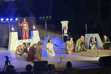 Ιερά Μητρόπολη Ρεθύμνης και Αυλοποτάμου: Με επιτυχία ολοκληρώθηκε η θεατρική παράσταση «Αϊ Γιώργης»