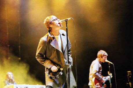 Οι Oasis «τρολάρουν» τους Coldplay για το παράνομο ζευγάρι της συναυλίας τους