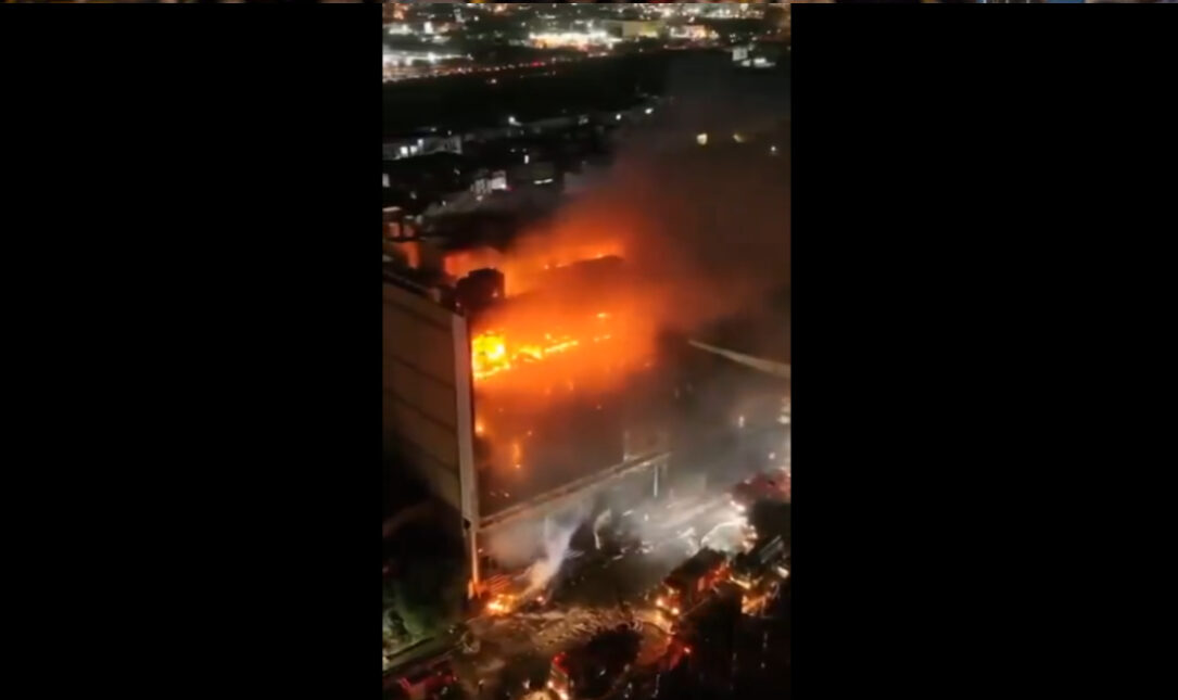 Ιράκ: Φονική πυρκαγιά με δεκάδες νεκρούς σε εμπορικό κέντρο (βίντεο)