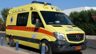 Ασθενοφόρο- ΕΚΑΒ τροχαίο ατύχημα
