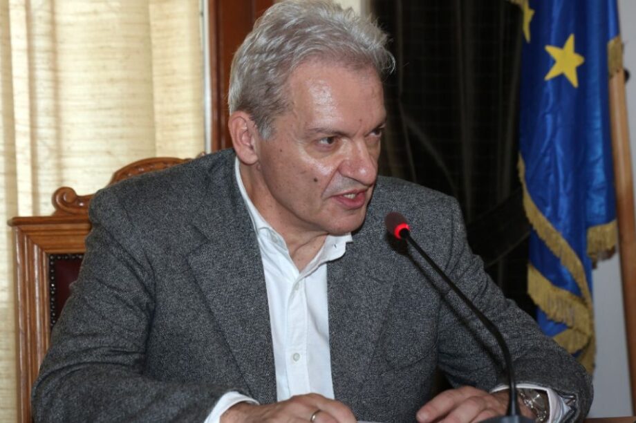 Αλέξης Καλοκαιρινός