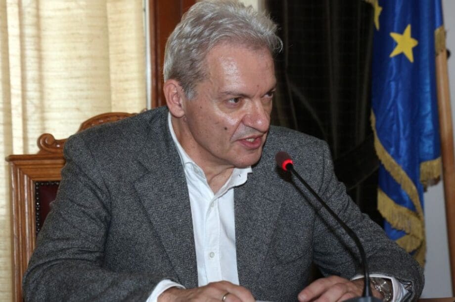 Αλέξης Καλοκαιρινός