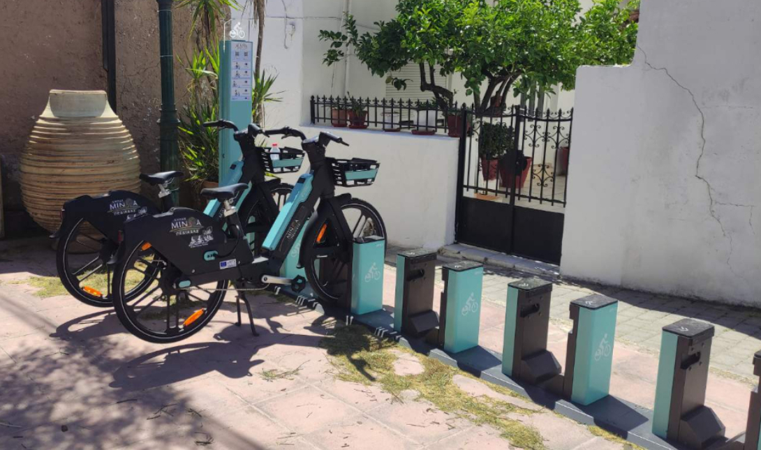 «Μετακινήσου Πράσινα – JOIN THE RIDE!» – Έναρξη Λειτουργίας Συστήματος Ηλεκτρικών Κοινόχρηστων Ποδηλάτων στο Δήμο Μινώα Πεδιάδας (Φώτο)