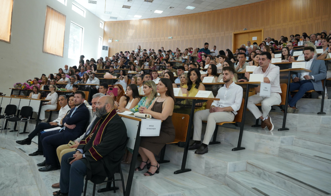 Ορκωμοσία στο τμήμα Διοίκησης Επιχειρήσεων και Τουρισμού με υποτροφία από την Grant Thornton