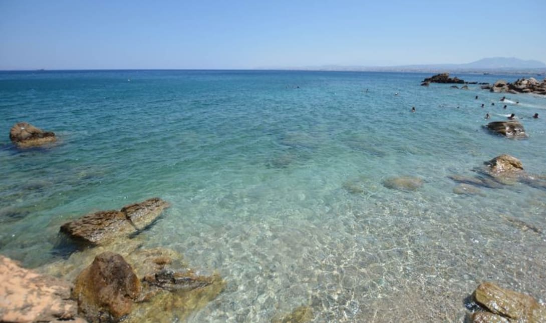 παραλία Χελιδόνι