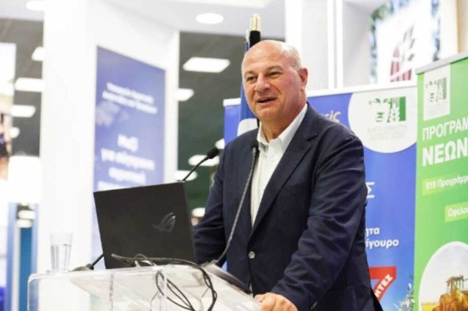 Κώστας Τσιάρας