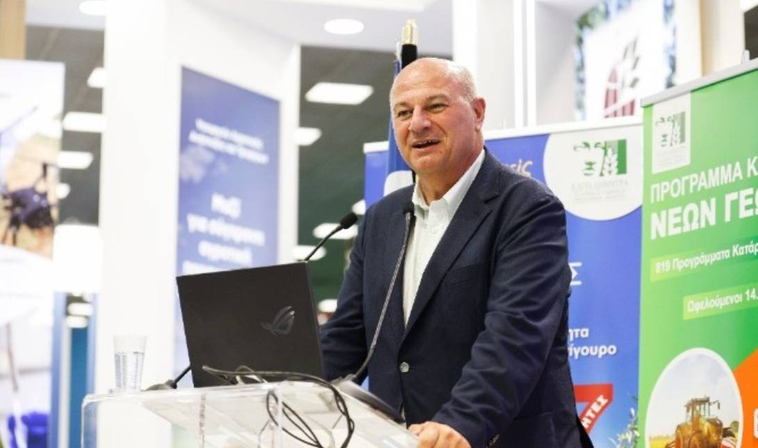 Κώστας Τσιάρας