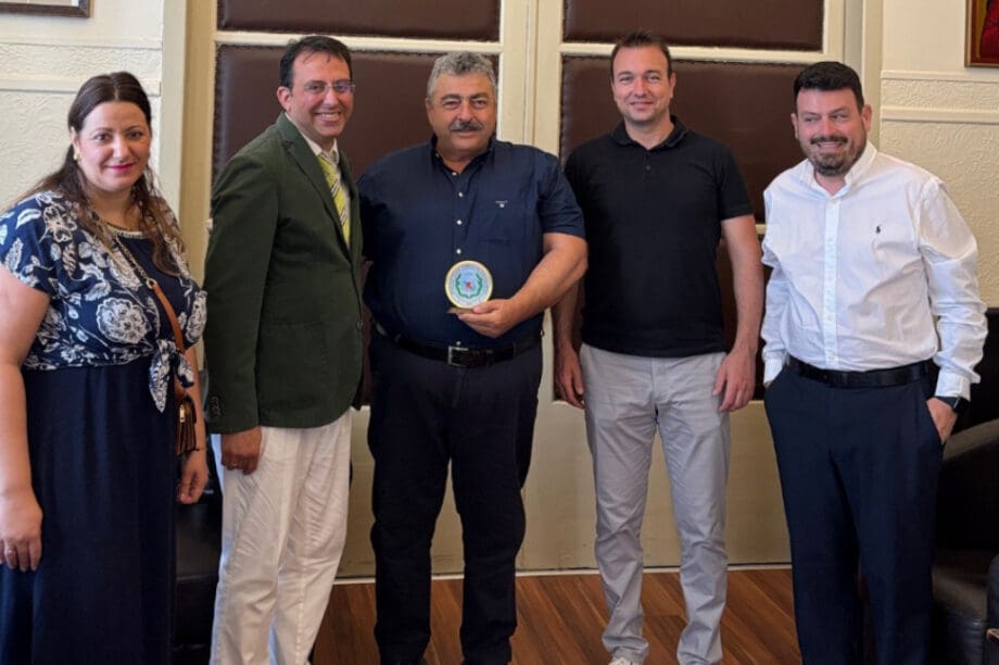 Η Ένωση Στρατιωτικών Π.Ε Χανίων επισκέφθηκε τον Νίκο Καλογερή