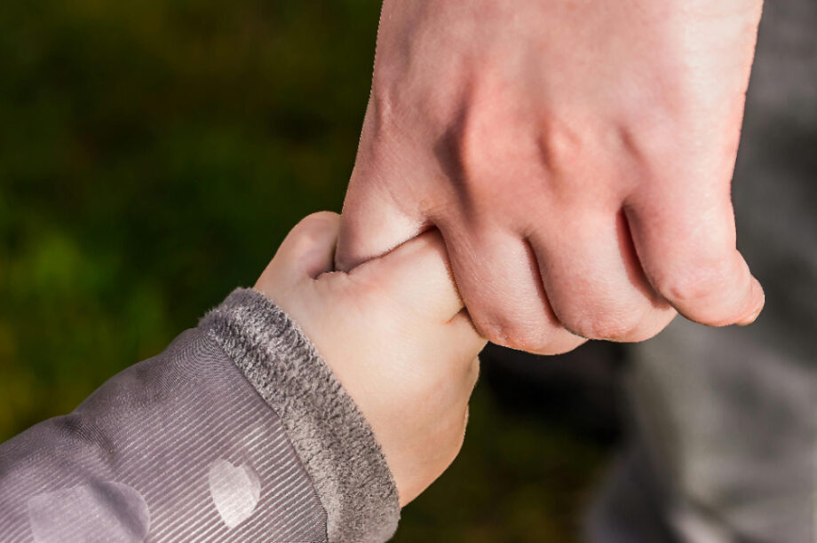 4χρονος κατάπιε ηρεμιστικά χάπια – Δικογραφία σε βάρος της μητέρας του