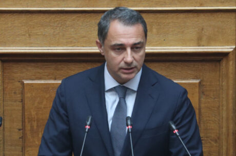 Σενετάκης