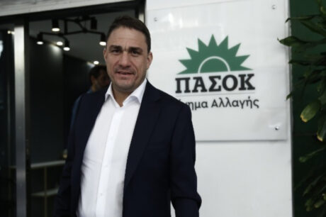 Κώστας Τσουκαλάς