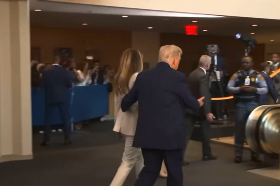 Μείζον ζήτημα για τον Τραμπ η... διακοπή στην κυλιόμενη σκάλα του ΟΗΕ