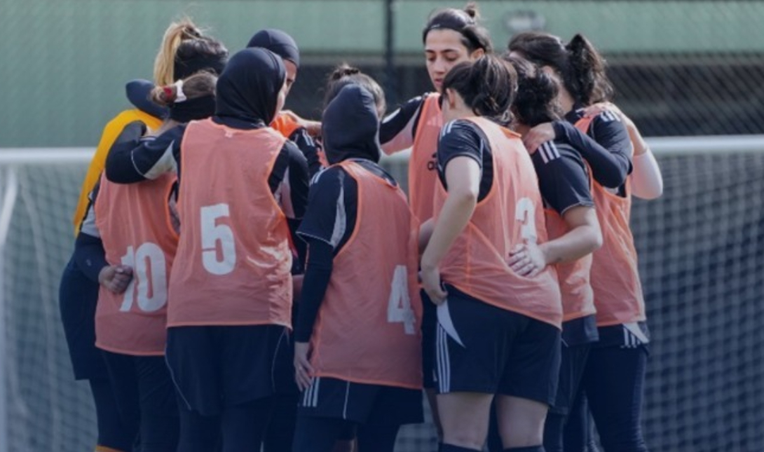 εθνική γυναικών του Αφγανιστάν