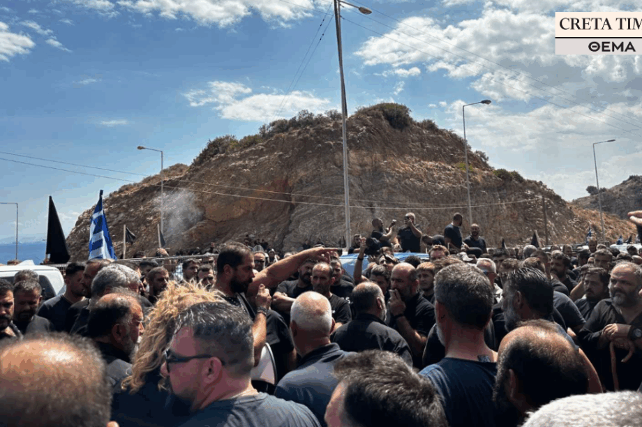 ΒΟΑΚ: Κυκλοφοριακό χάος και ουρές χιλιομέτρων έφερε η κινητοποίηση των αγροτοκτηνοτρόφων