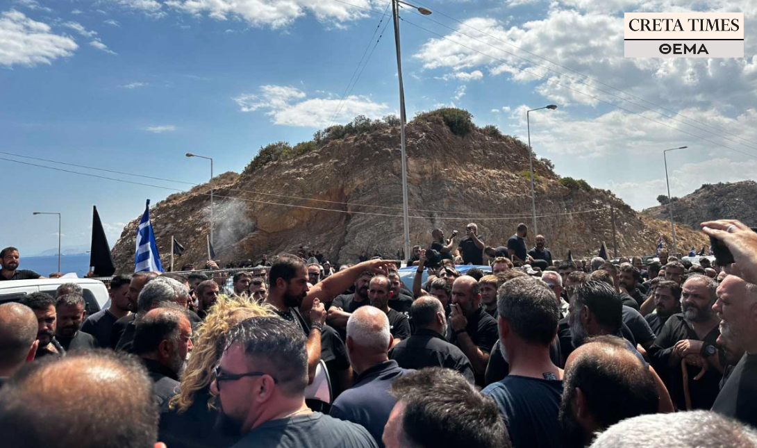 ΒΟΑΚ: Κυκλοφοριακό χάος και ουρές χιλιομέτρων έφερε η κινητοποίηση των αγροτοκτηνοτρόφων