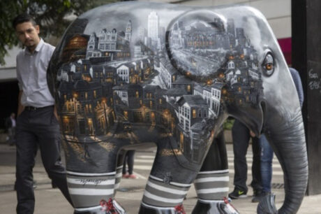 Γλυπτά ελέφαντες