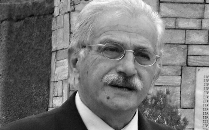 Νίκος Παπαδάκης