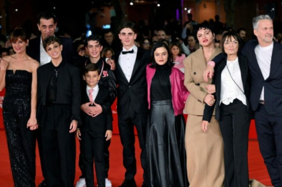 «The Boy With the Pink Pants»