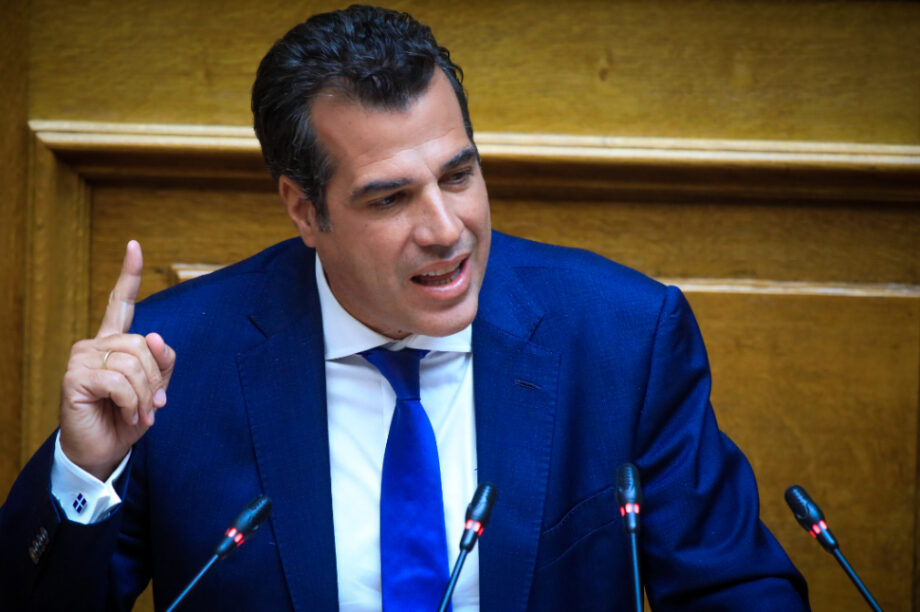 Θάνος Πλεύρης