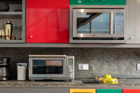 Πόσο ασφαλές είναι όταν το ζεσταίνετε σε φούρνο μικροκυμάτων;