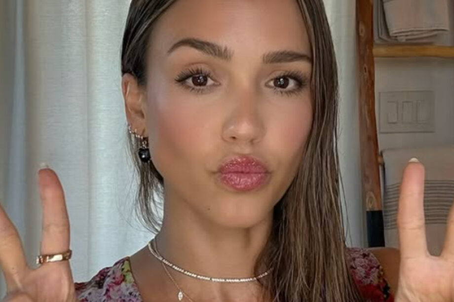 Τζέσικα Άλμπα